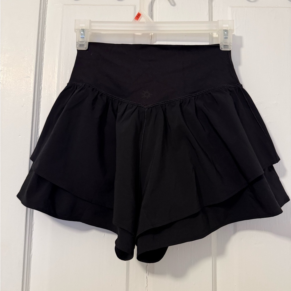 Black Offline Ruffled Athletic Shorts - Picture 2 of 3